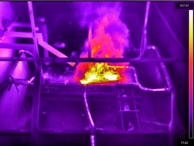 Thermographie eines Thermal Propagation Tests in der Testkammer